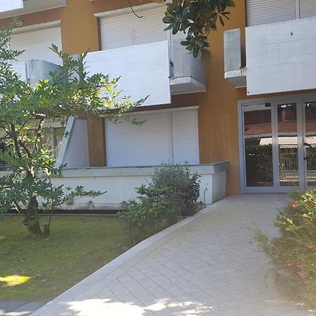 Versilia Apartment 马尔米堡 外观 照片
